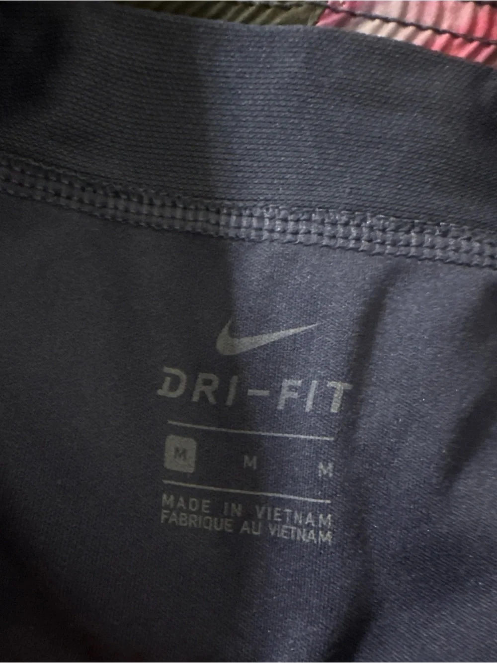 NIKE WOMENS MEDIUM RUNNING SHORTS EUC